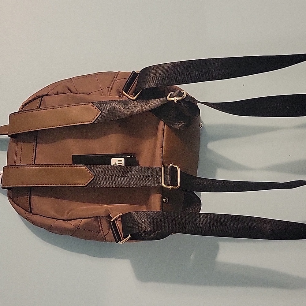 Vegan Mini Backpack - Picture 2 of 7
